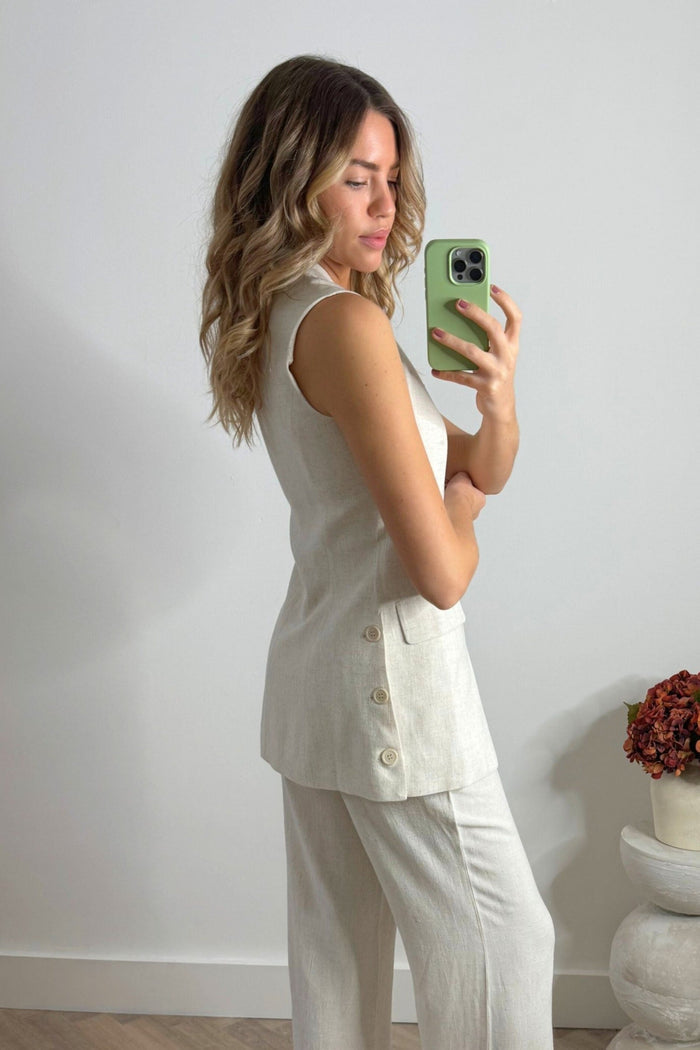 Claire Sleeveless Blazer / Neutral Linen - Style Cheat