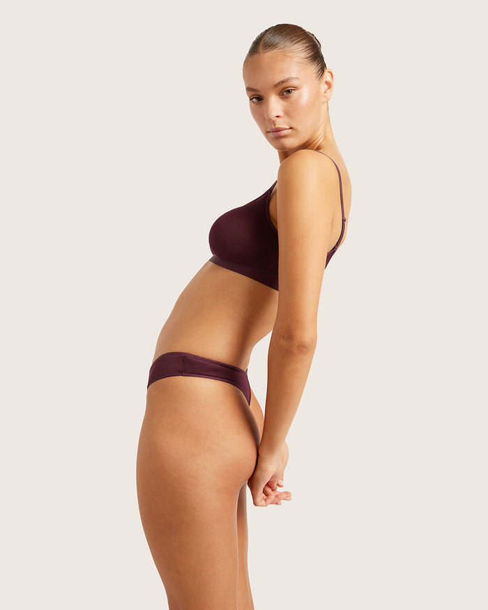 FreeMesh Full Bust Wireless Bra