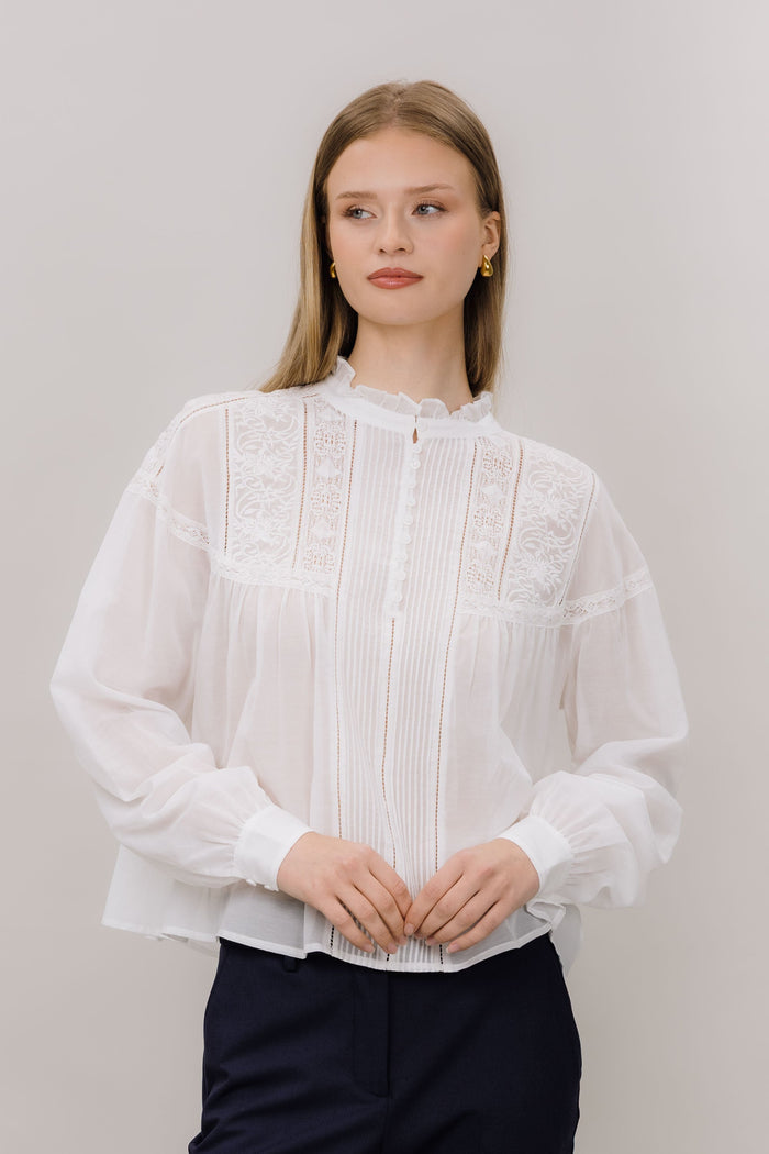 Urban Pioneers Female Selestina Blouse BLOUSE WHITE