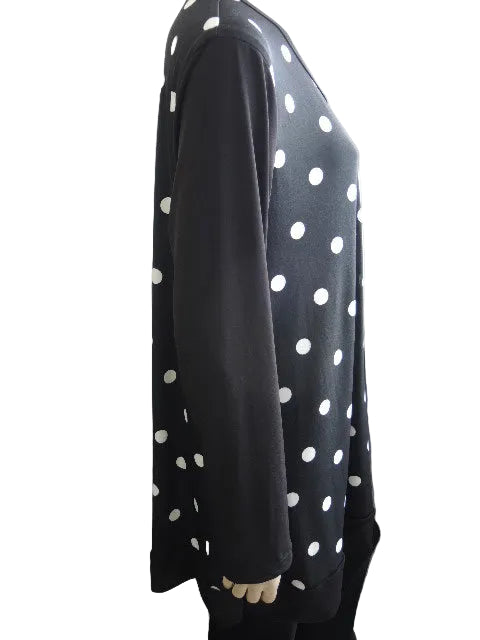 Shelz Flattering Spot Top