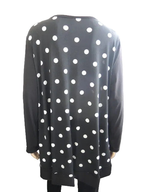 Shelz Flattering Spot Top