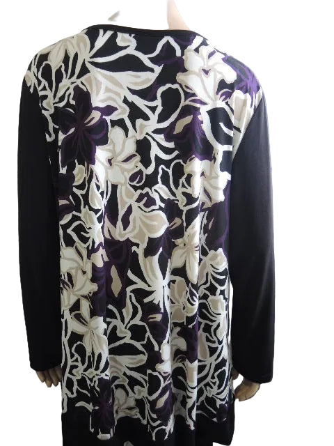 Shelz Flattering Stretch Swing Top