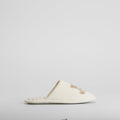 Zapatilla de casa oso bordado blanca OLYNE